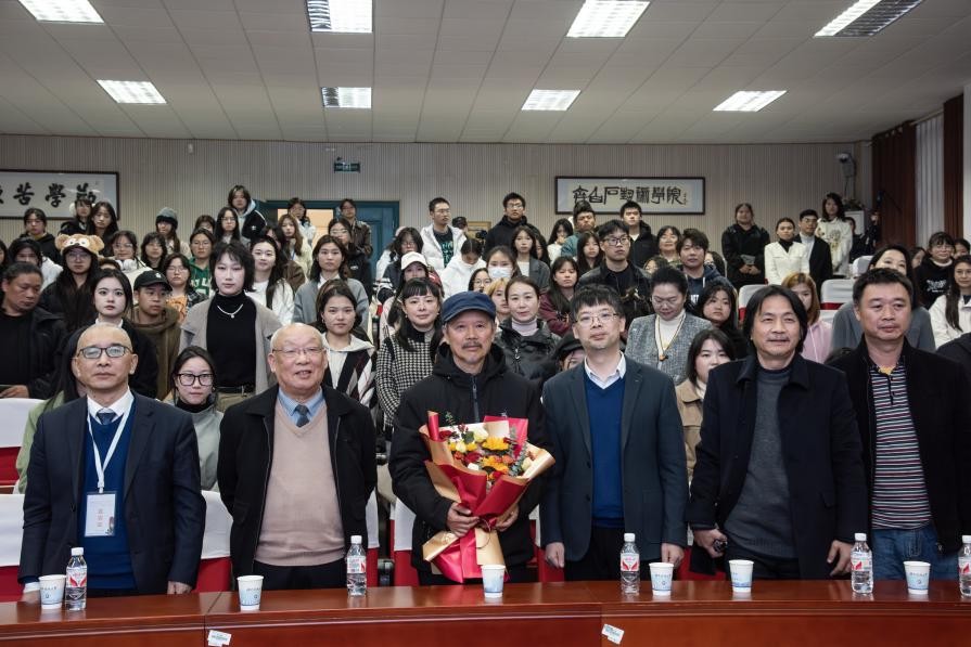 605f5369dfc6438faff83a4ae4c421f4.jpg 605f5369dfc6438faff83a4ae4c421f4.jpg